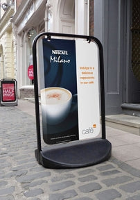 Swinger 3000 Panel Pavement Signs